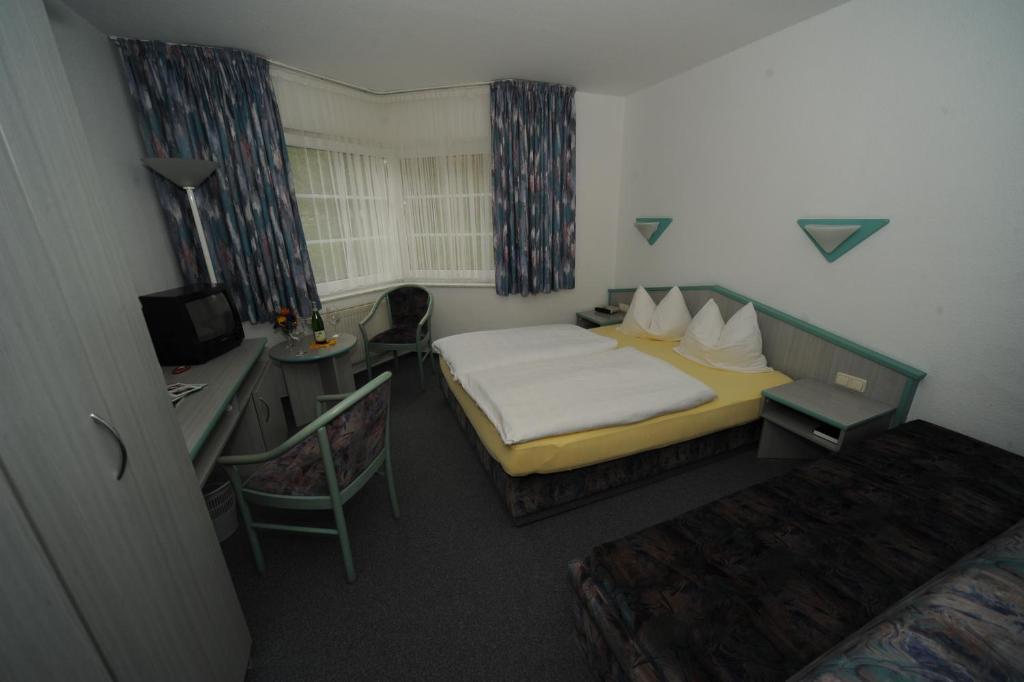 Hotel Am Markt Загард Номер фото